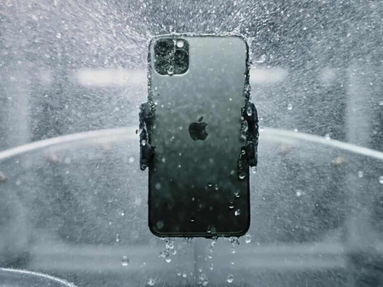 Which iPhone is waterproof?