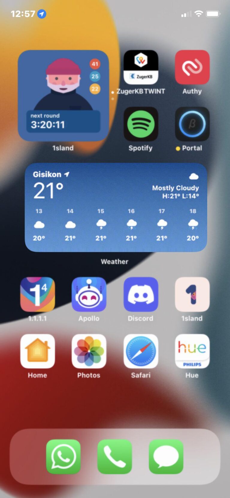 Why is the location blue on iOS 15?